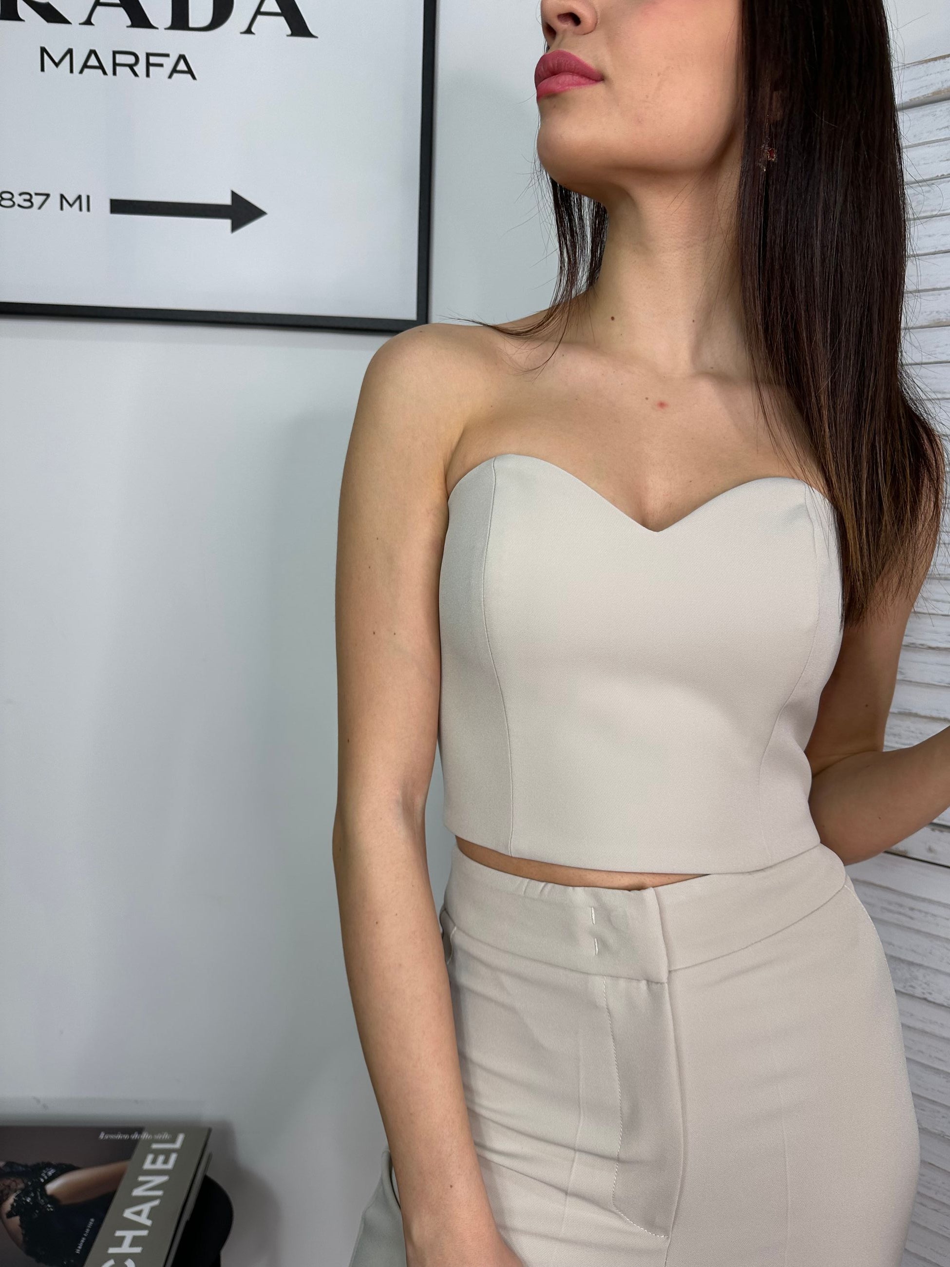 Top scollo a cuore Silence Limited
