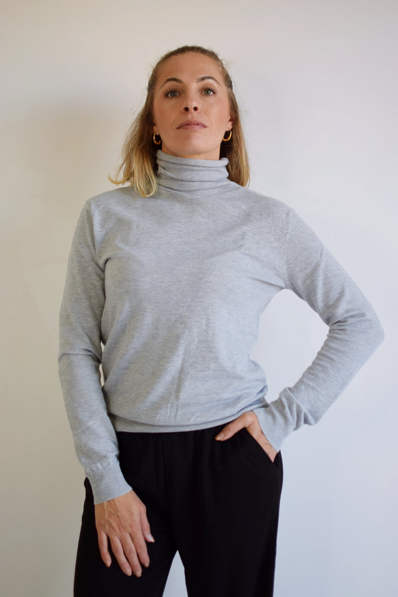 COMPANIA FANTASTICA Maglia con collo alto grigia