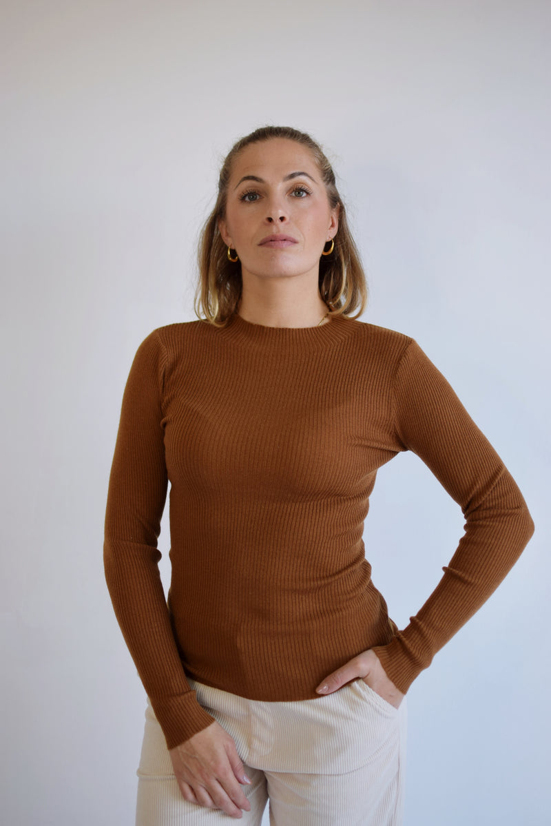 COMPANIA FANTASTICA Maglia a costine marrone