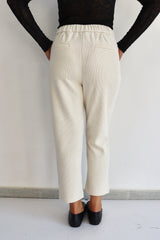 MOLLY BRACKEN Pantalone morbido a costine bianco