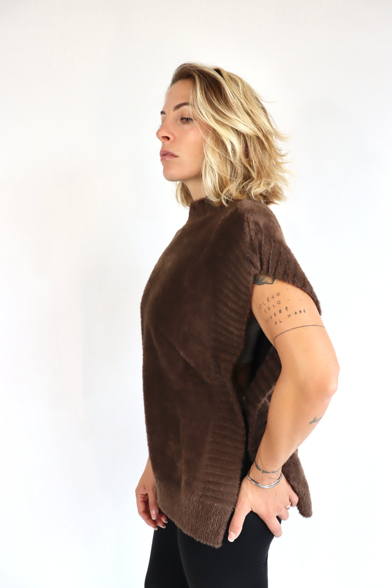 MOLLY BRACKEN Gilet peloso con mezzo collo