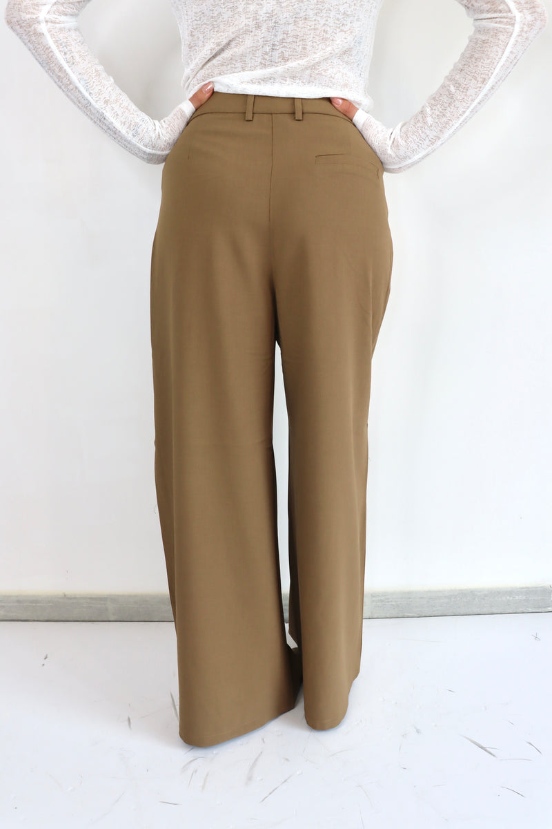 MOLLY BRACKEN Pantalone a palazzo morbido marrone
