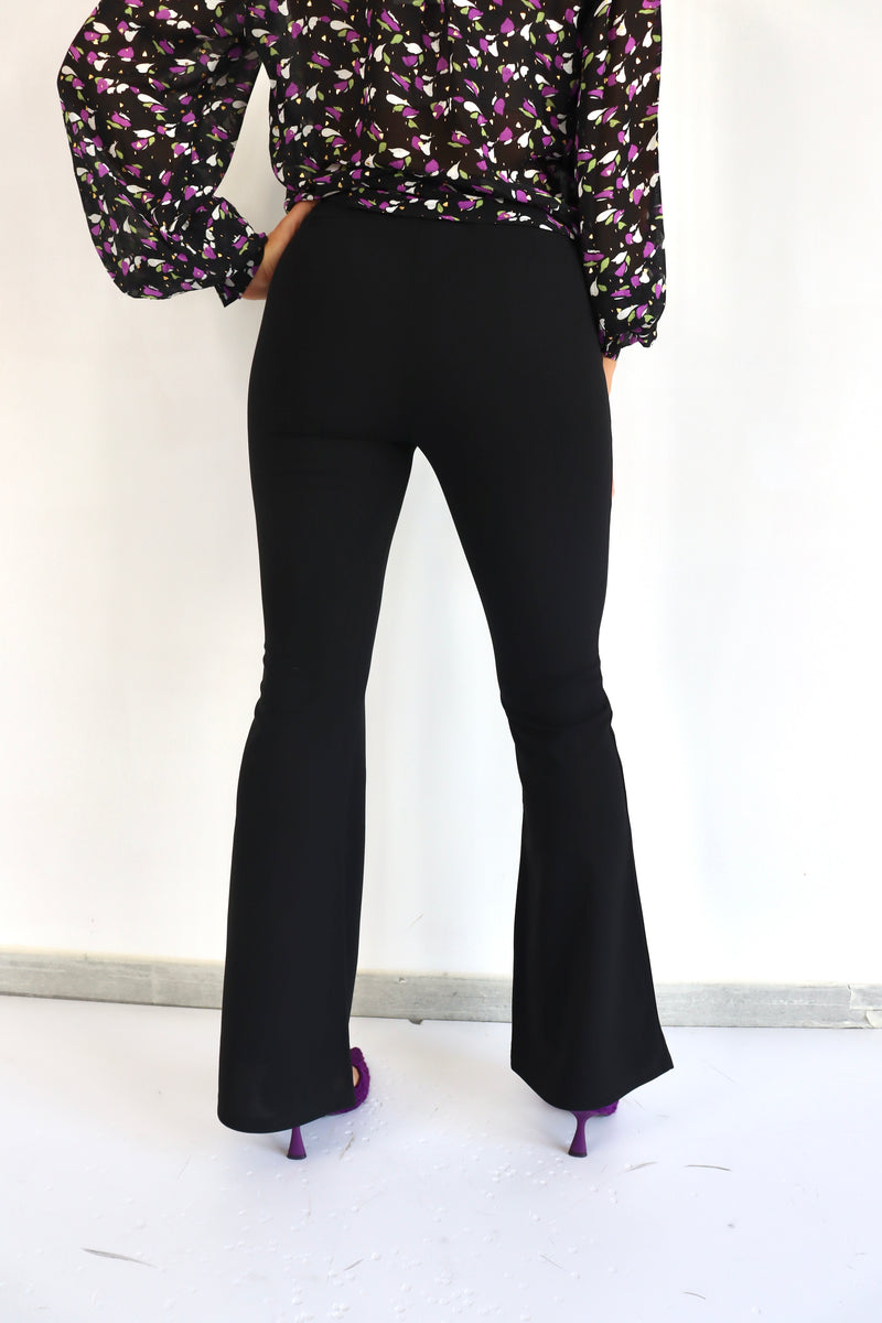 MOLLY BRACKEN Pantalone a zampetta nero