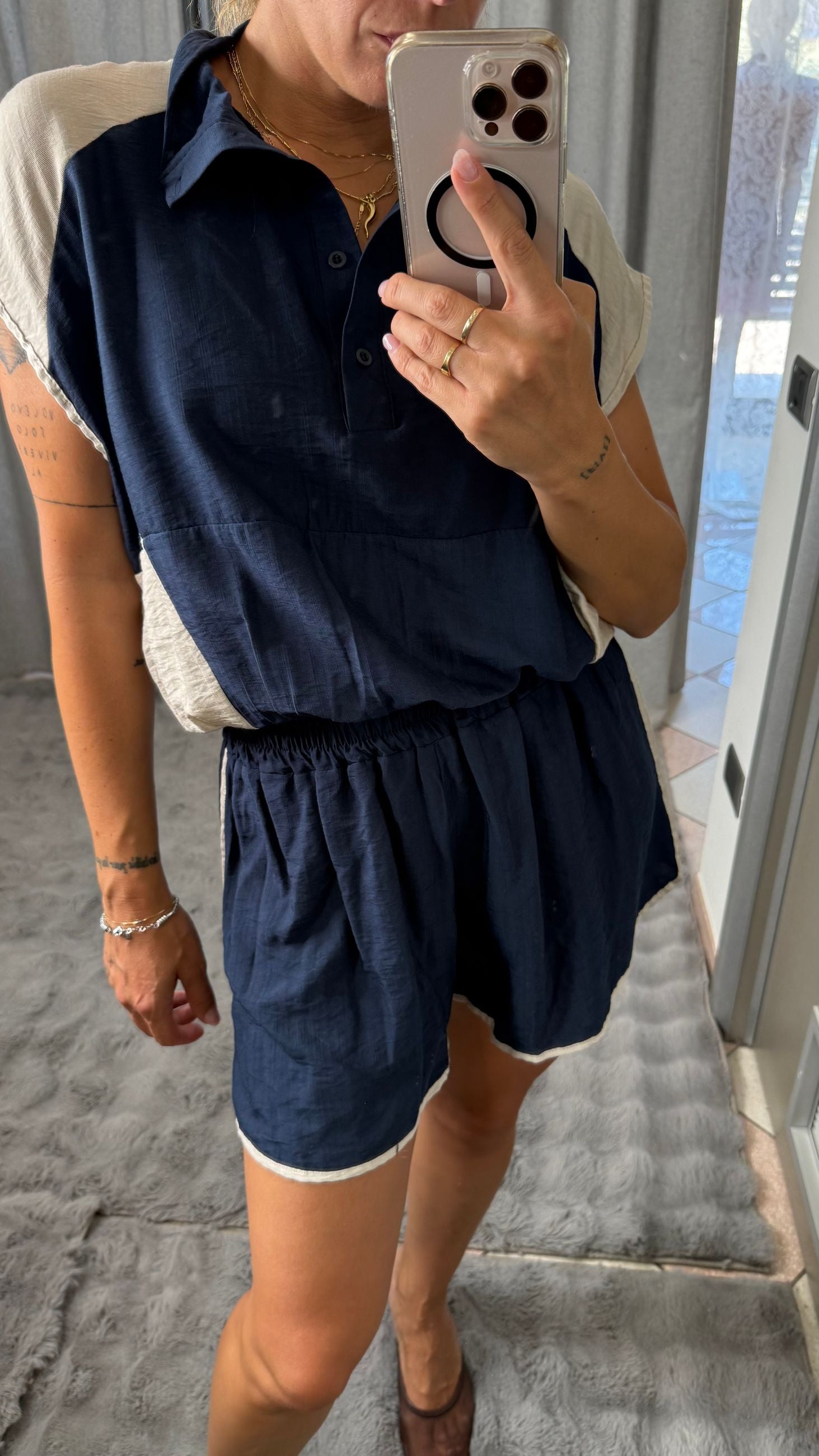 Shorts Safe Concept Store